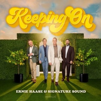 Keeping On CD - Ernie Haase &amp; Signature Sound | mcms.nl